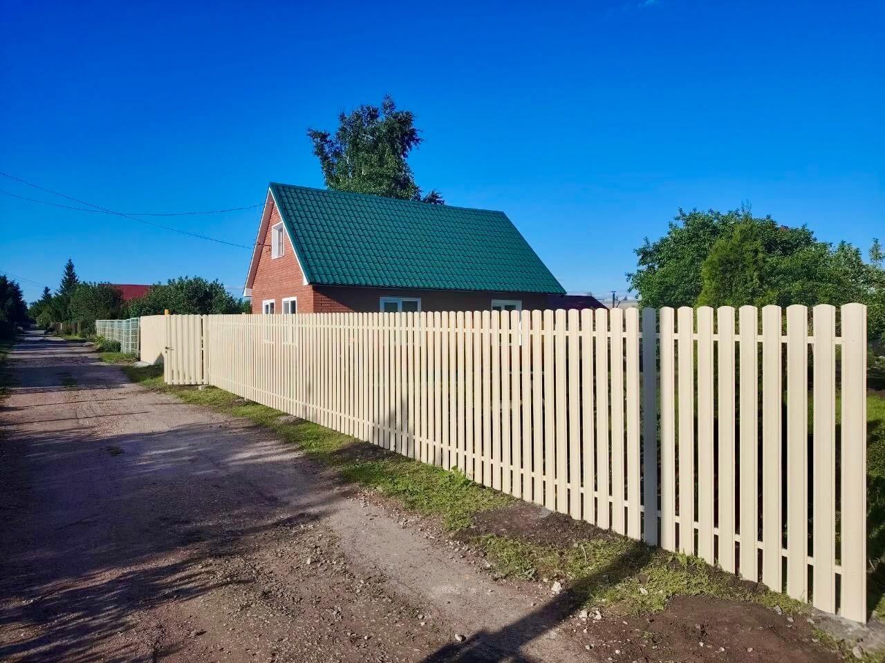Забор из евроштакетника 16м RAL1015/1015 Слоновая Кость двусторонний в Петрозаводске