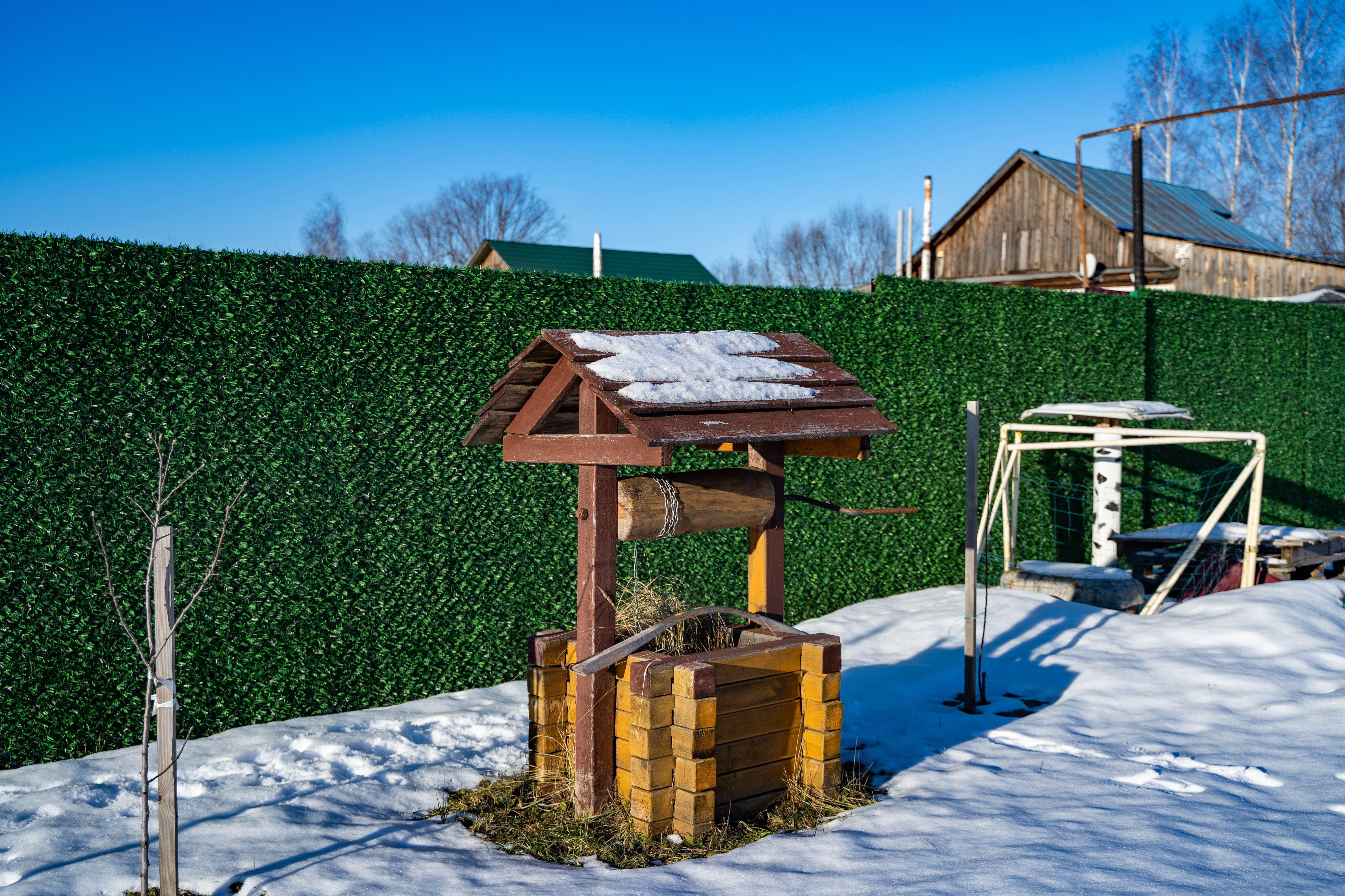 Вечнозеленый забор Grass Fence рулон 2м фото 7 в Петрозаводске